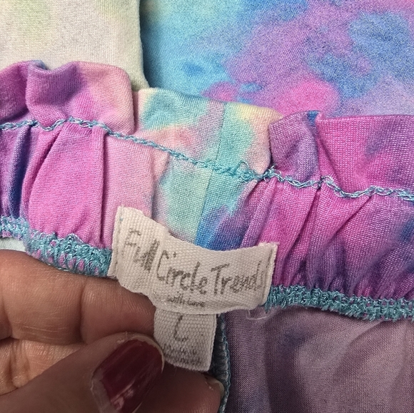 3/$15 full circle trends high rise tie dye lounge shorts women's size Large - Picture 7 of 9